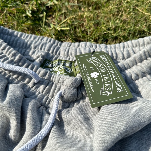 DENIM TEARS SHORTS GRAY - Picture 4 of 5